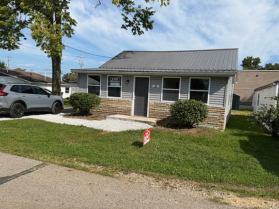 2nd image of 33 6th Ave