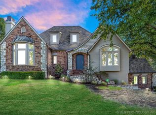 7121 S Columbia Pl, Tulsa, OK 74136