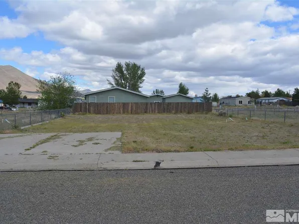 3562 Crown Royal Cir, Winnemucca, NV 89445