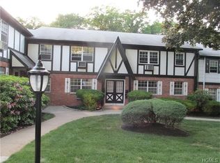 73 Parkside Dr, Suffern, NY 10901