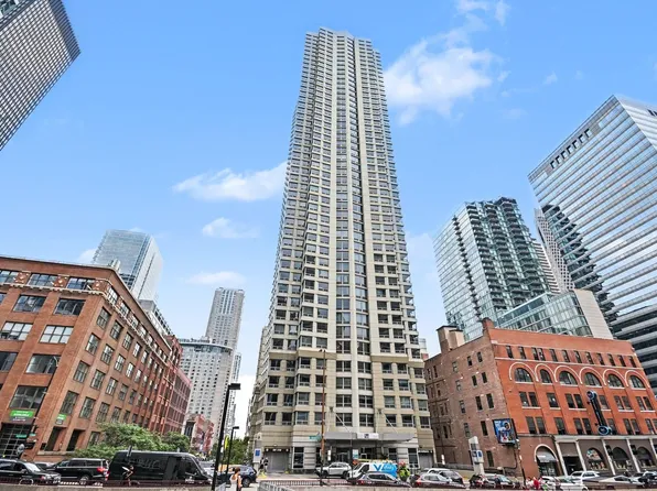 440 N Wabash Ave APT 3204, Chicago, IL 60611