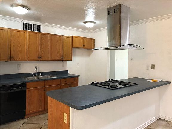 4th image of 7437 Chelmsford Pl