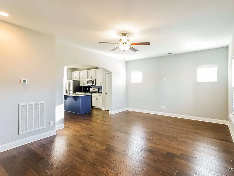 293 Cloverbrook Way — Photo 4