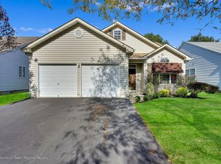 17 Morning Glory Ct, Brick, NJ 08724