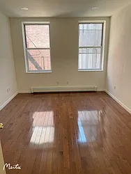 Rented by Century 21 New Golden Age Realty