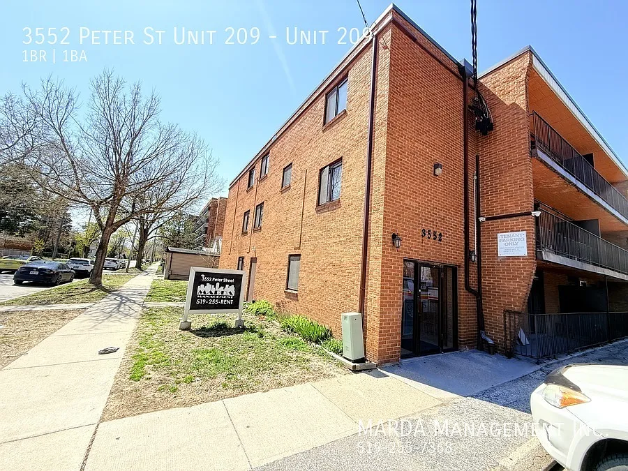 3552 Peter St #209