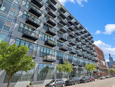 1224 W Van Buren St APT 422, Chicago, IL, 60607