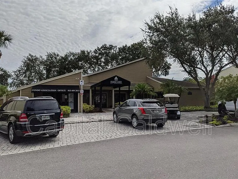 209 Lake Brook Cir #LB103 — Photo 40