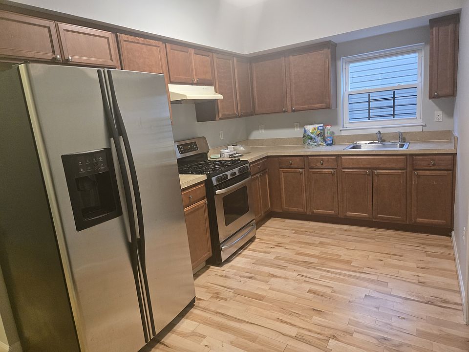 1st image of 73 Bodine St APT 1A