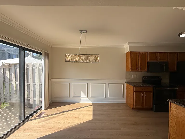 44540 Connecticut Ct — Photo 8
