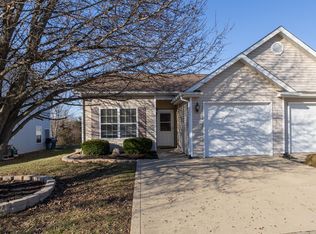 690 S Fieldstone Blvd, Bloomington, IN 47403