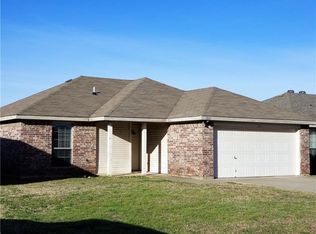3032 James Rd, Granbury, TX 76049