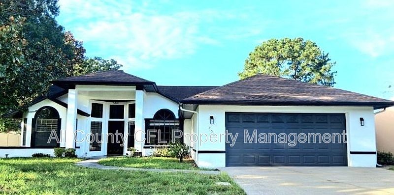 1st image of 553 Walnut Grove Pl