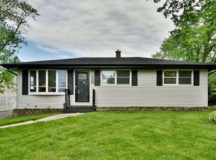 5909 Woodward Ave, Downers Grove, IL 60516