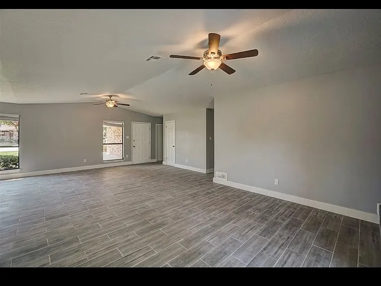 7107 NW Birch Pl — Photo 17