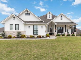 1904 Tull Dr, Pea Ridge, AR 72751