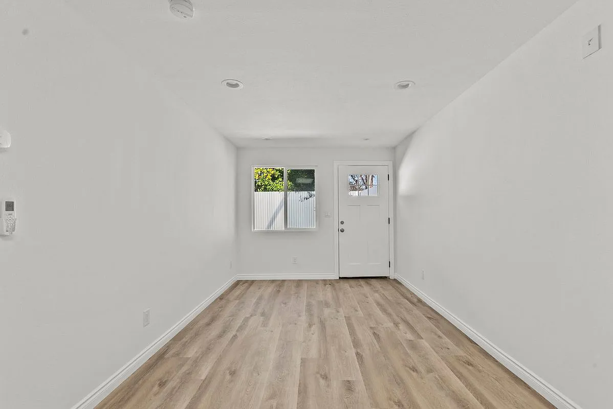 1 bed, 1.0 bath, 600 sqft, $2,350 — Photo 4