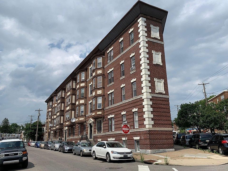 1st image of 530 W King St #A9