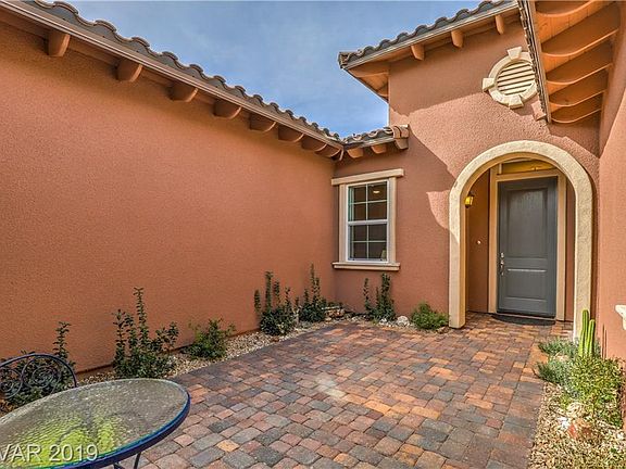 4th image of 269 Lindura Ct