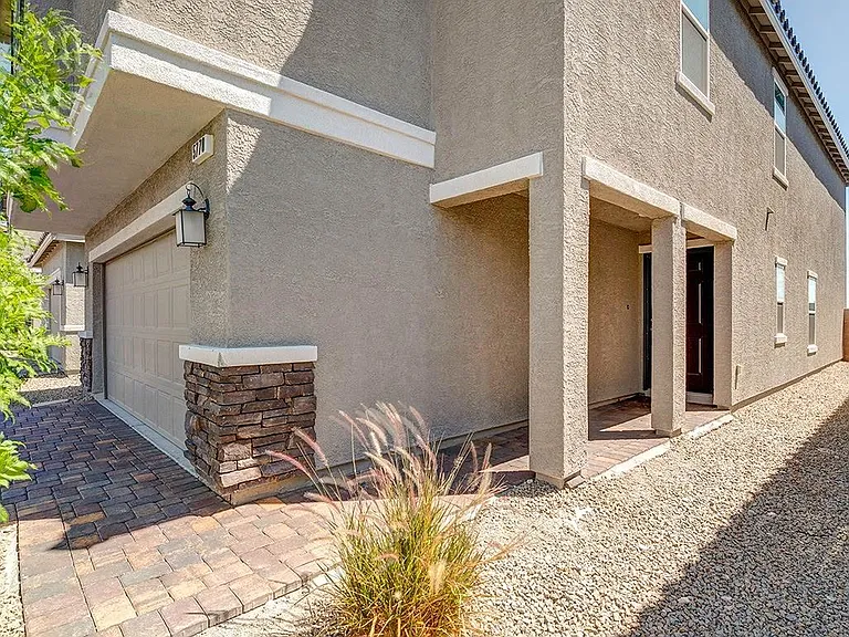 5770 Mia Skye St — Photo 2