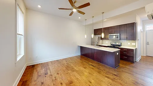 Floor plan 1814 Race St 303
