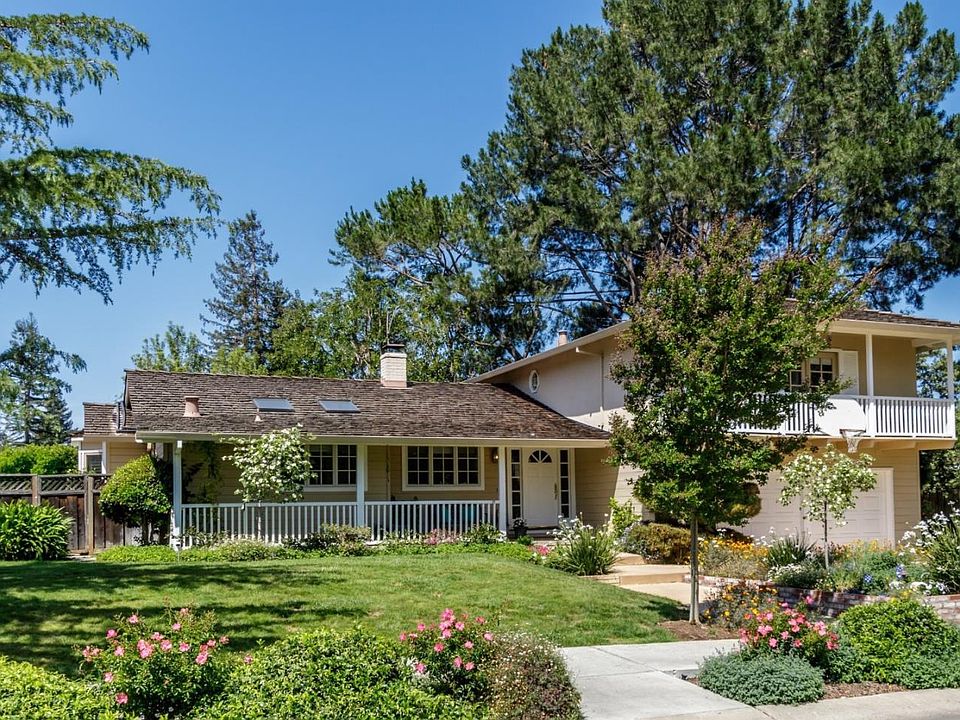 1st image of 580 Guadalupe Dr