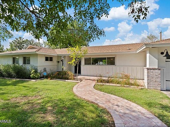 3rd image of 534 W El Camino Dr