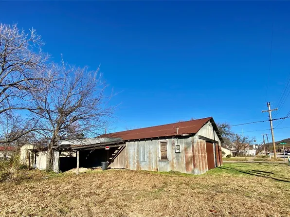 400 SE 9th Ave, Mineral Wells, TX 76067