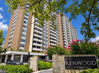 5101 River Rd APT 712, Bethesda, MD 20816