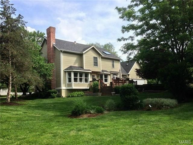 2nd image of 400 Seven Gables Ct