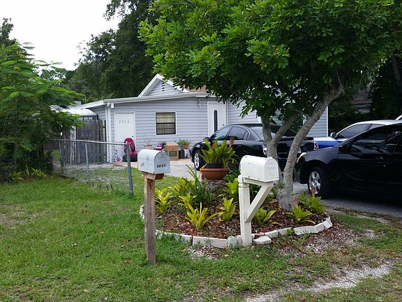 3rd image of 2312 Margaret St