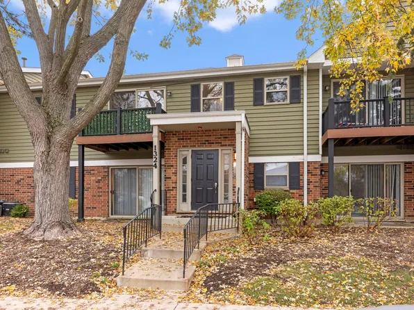 1324 McDowell Rd #104, Naperville, IL 60563