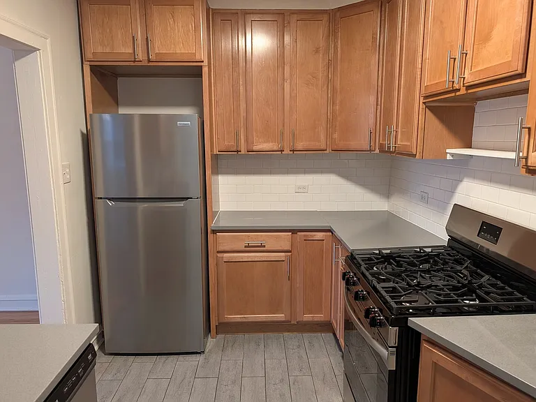 920 Judson Ave #2 — Photo 8