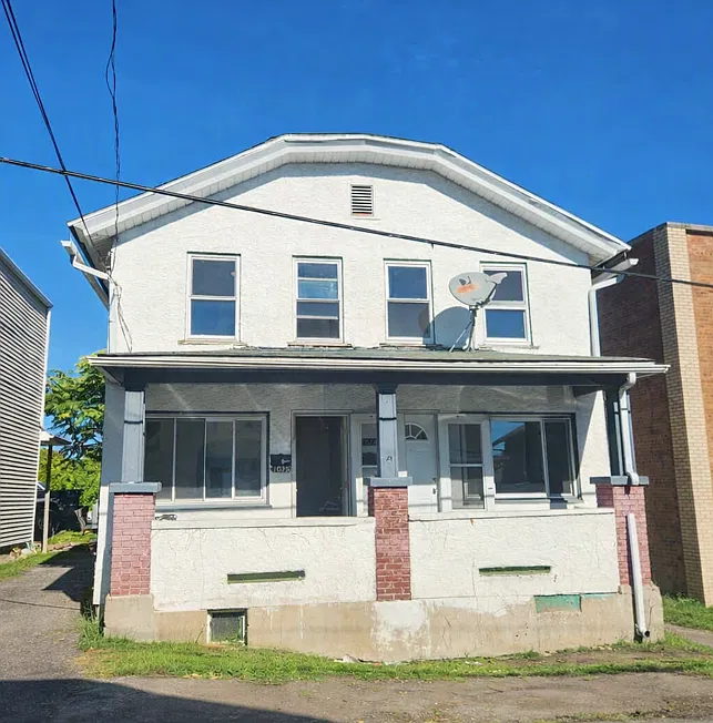 3 bed, 1300 sqft, $1,250 — Photo 2