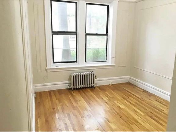 2nd image of 110 Empire Blvd APT 2
