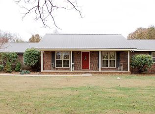 1851 Plateau Rd, Crossville, TN 38571