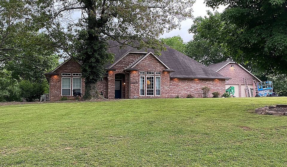 1st image of 11879 Red Oak Dr #2055