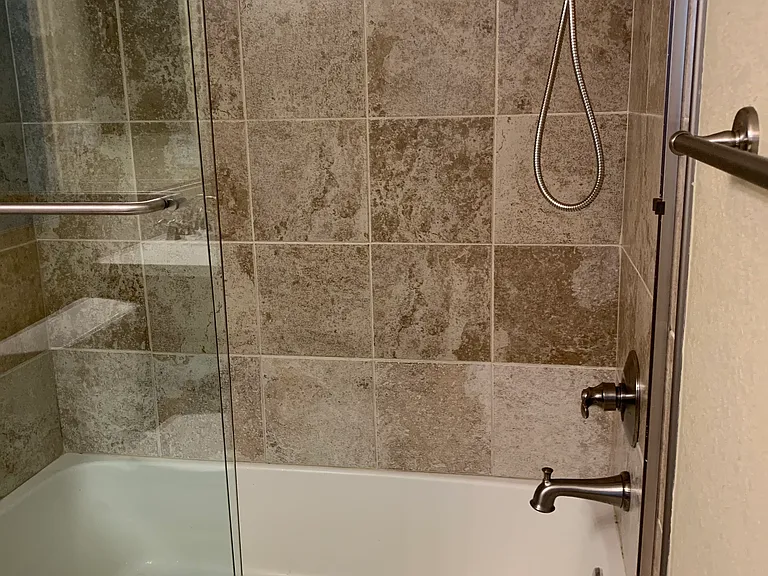 2nd bedroom shower over tub
