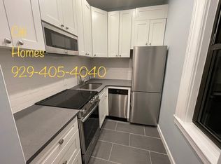 28-11 Steinway St #3G, Astoria, NY 11103