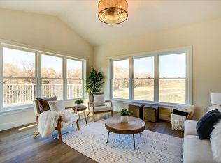 1458 Greenleaf Ct, Sun Prairie, WI 53590