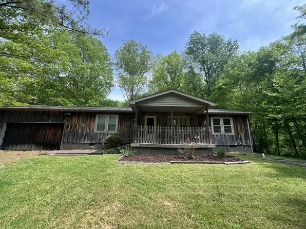 1860 Garrison Branch Rd, Cottontown, TN 37048