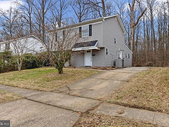 3rd image of 2613 Thornberry Dr