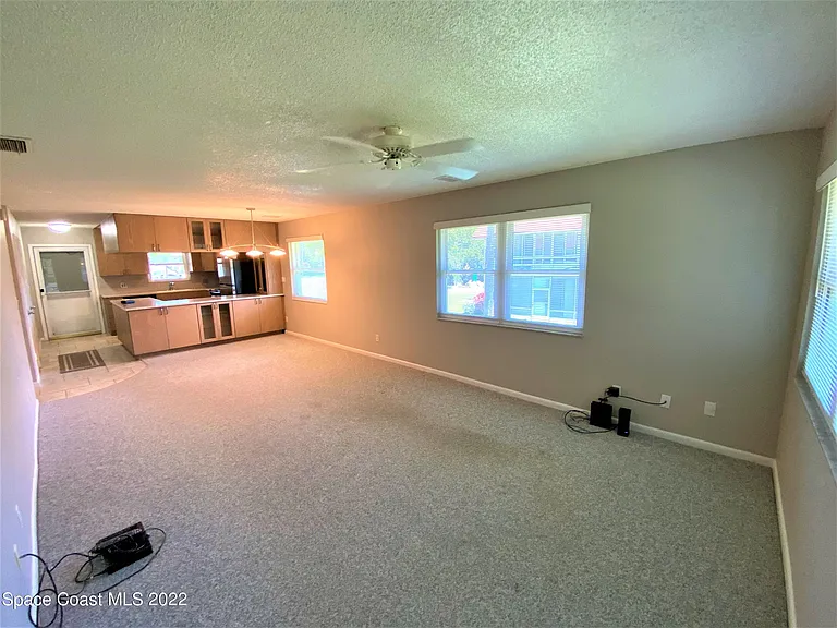 141 Aquarius Way #14-F — Photo 6
