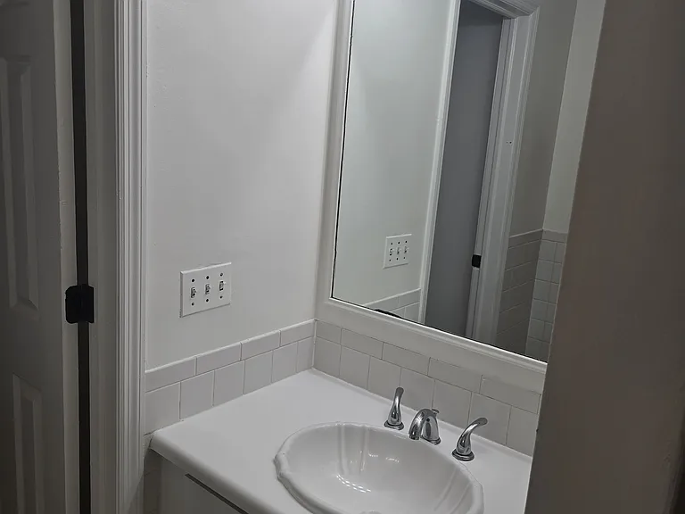 84 Lake Ave — Photo 6