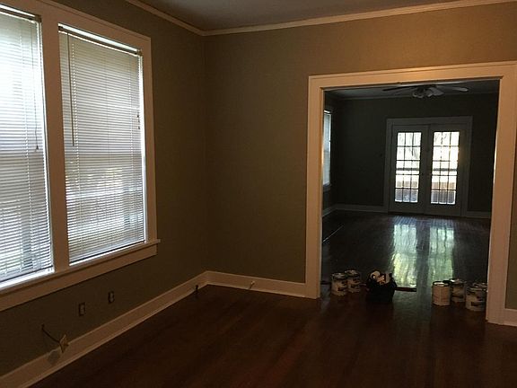 3rd image of 1400 Rock St