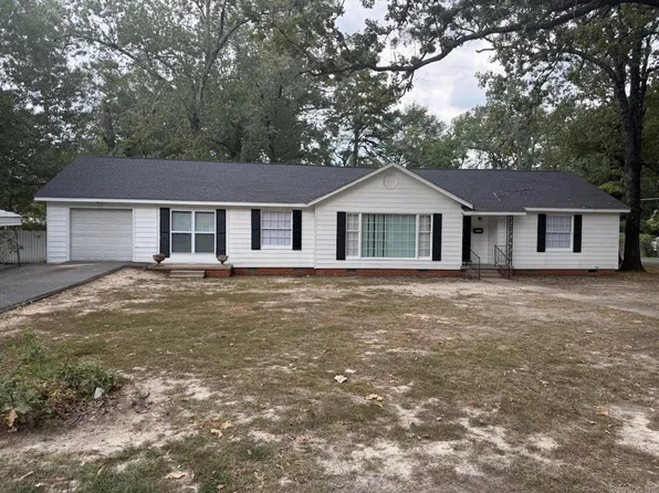 820 W 34th Ave, Pine Bluff, AR 71603