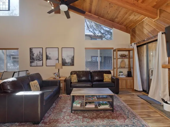 175 Mammoth Slopes Dr #3, Mammoth Lakes, CA 93546