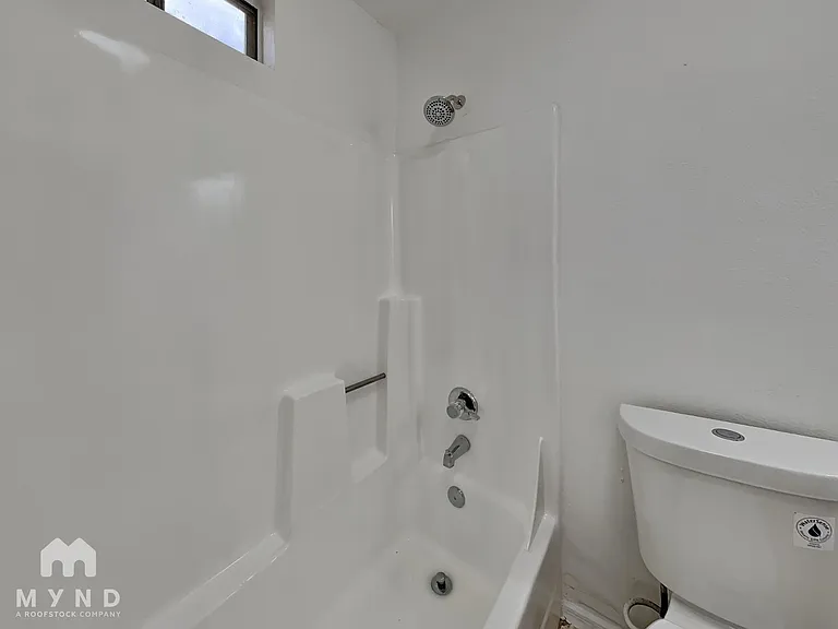 1702 E Cambridge Ave #1 — Photo 9