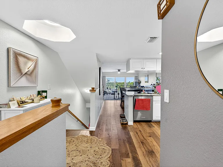 14793 Seminole Trl — Photo 1