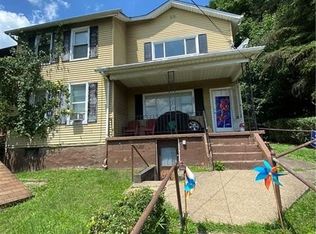 807 Thompson St, Turtle Creek, PA